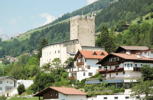 Fliess Apartment | Lovely apartment for 4 people with WIFI and panoramic view