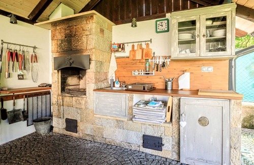 Arnoltice Apartment | Lovely apartment for 4 guests with WIFI, TV, terrace and parking