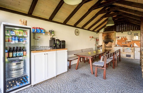 Arnoltice Apartment | Lovely apartment for 4 guests with WIFI, TV, terrace and parking