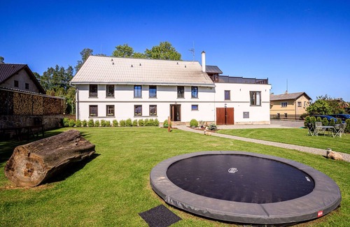 Arnoltice Apartment | Lovely apartment for 4 guests with WIFI, TV, terrace and parking