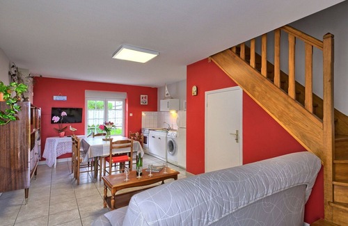 Ille-et-Vilaine Apartment | Lovely apartment for 4 people with WIFI, TV, terrace and parking