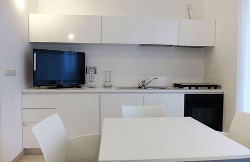 Marina di Vasto Apartment | Lovely apartment for 5 guests with WIFI, A/C, pool, TV, patio, pets allowed and parking