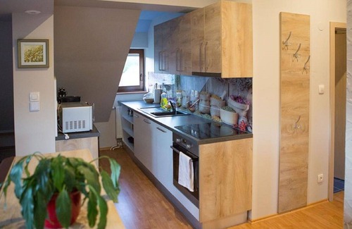 Lesce Apartment | Lovely apartment for 5 people with pool, A/C, WIFI, TV and parking