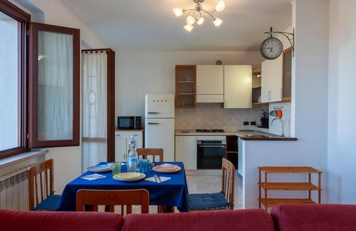 San Costanzo Apartment | Lovely apartment in San Costanzo