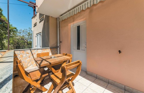 Bosana Apartment | Lovely apartment in Bosana with WiFi