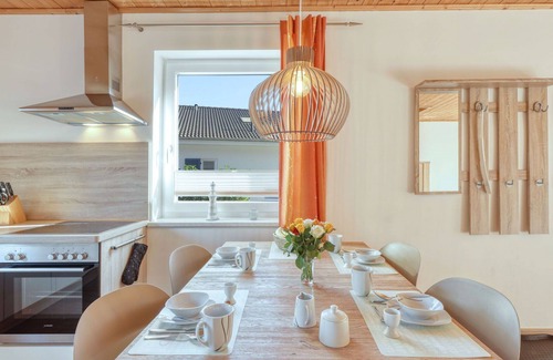 Altefaehr House | Lovely apartment in villa for 4 guests with WIFI, TV, terrace and parking