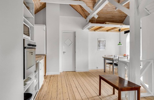 Hojer Apartment | Lovely apartment in Højer with WiFi