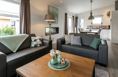 Gasthuis House | Lovely apartment in villa for 6 guests with A/C, WIFI, pool, TV and terrace