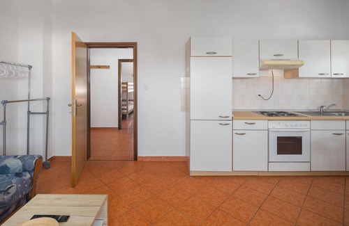Mugeba Apartment | Lovely apartment in Porec with WiFi