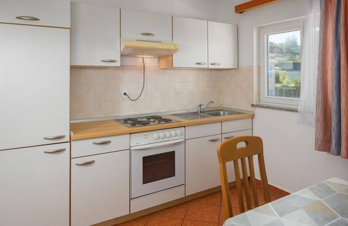 Mugeba Apartment | Lovely apartment in Porec with WiFi