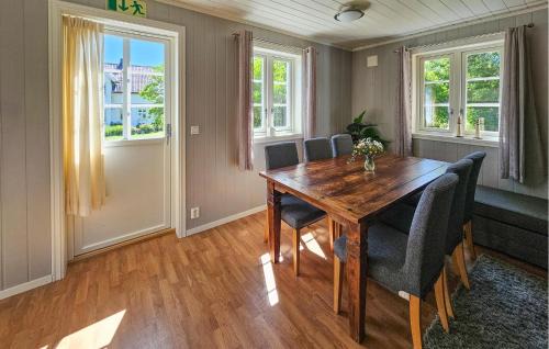 Rygge Municipality Apartment | Lovely Apartment In Sperrebotn With Wifi