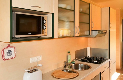 Bad Emstal House | Lovely apartment in villa for 3 people with pool, WIFI, TV, terrace, pets allowed and parking