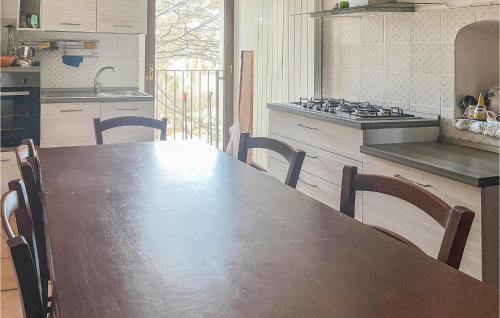 Caramanico Terme House | Lovely Apartment In Caramanico Terme