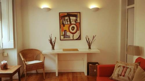 Linda-a-Velha Apartment | Lovely Apartment near Belém