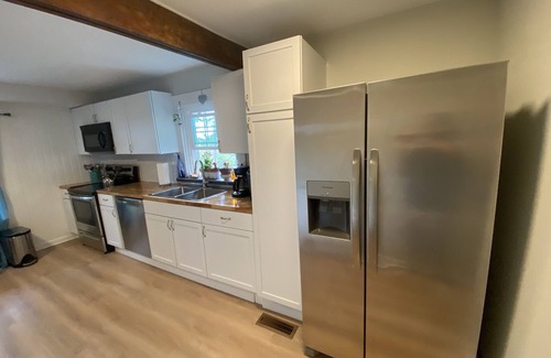Staunton Apartment | Lovely Apartment on theHill