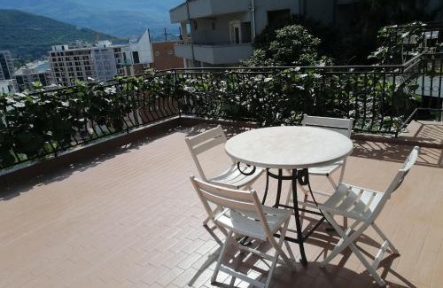 Babin do Apartment | Lovely apartment with big terrace in Budva