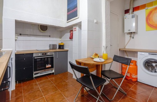 Encarnacao Apartment | Lovely Apt in Bairro Alto