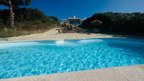 Aldeia do Meco Villa | Lovely Beach House with Stunning View