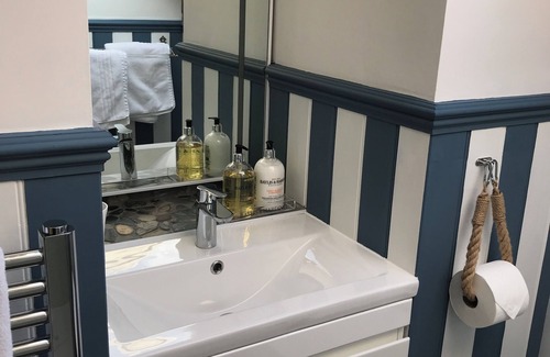 Portmellon Bed & Breakfast | Lovely boutique Bed and Breakfast room with stunning sea views
