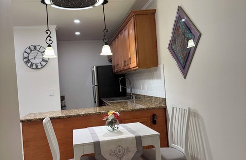 Walnut Creek Apartment | Lovely bright fully furnished private 1-bed apt in Walnut Creek central to all.