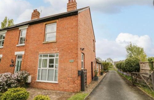 Lower Wick House | Lovely Comfortable 3 Bed Home, near Worcester