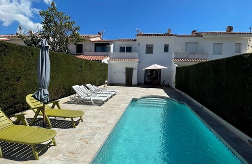 Miami Platja Villa | Lovely, comfortable house with garden and private pool