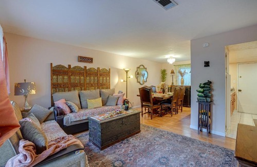 Concord House | Lovely Concord Townhome Retreat with Community Pool!