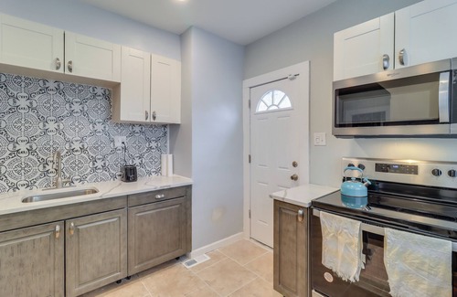 Detroit House | Lovely Detroit Home w/Deck: Near Hospitals!