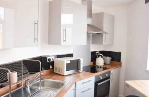 Thorpe Satchville Apartment | LOVELY DOUBLE BEDROOM NR GRAND HOTEL IN CENTRE