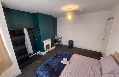 Wyken House | Lovely Double Room - Coventry