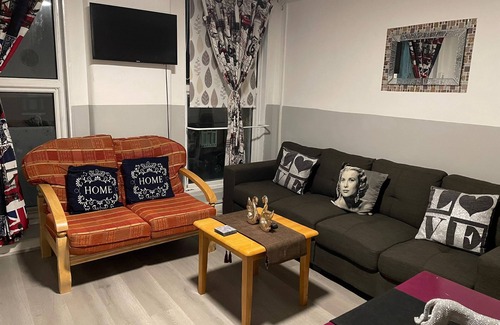 Sutton Cross Apartment | Lovely flat near Croke Park, 15 minutes walking to O'Connell street