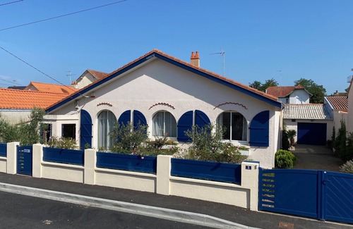 Saint-Brevin-les-Pins Villa | Lovely Fully Equipped Family House, Four Bedroom, 300m from Beach