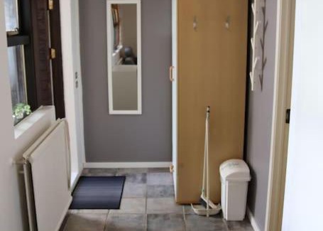 Hafnarfjordur Apartment | Lovely fully equipped apartment with free parking