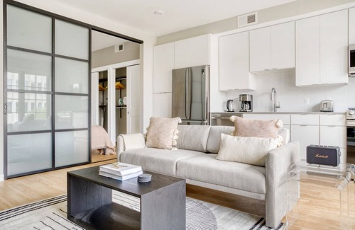 Glover Park Apartment | Lovely Glover Park 1BR w/Rooftop & W/D, 2 blocks to WF, by Blueground