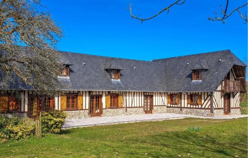 Saint-Etienne-l'Allier House | Lovely Home In Saint-Etienne-L'allier