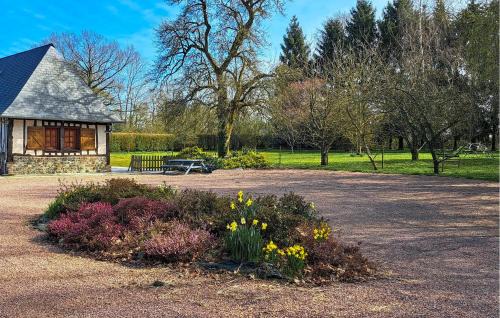 Saint-Etienne-l'Allier House | Lovely Home In Saint-Etienne-L'allier