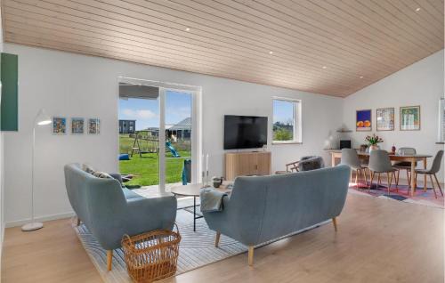 Havnsø House | Lovely Home In Føllenslev With Wifi