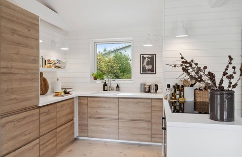 Ordrup House | Lovely home in Fårevejle with kitchen