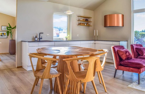 Karmoy House | Lovely home in Håvik with WiFi
