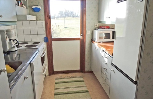 Kungsater House | Lovely home in Kungsäter with kitchen