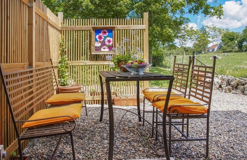 Langy House | Lovely home in Langy with WiFi