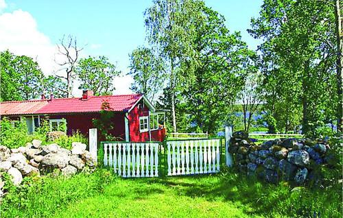 Ljungsarp House | Lovely Home In Ljungsarp With Sauna