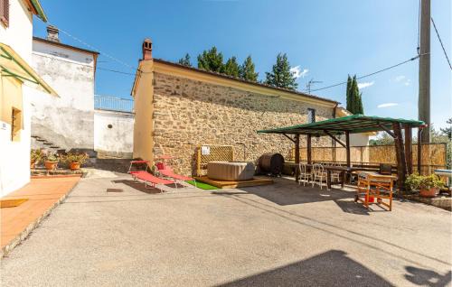 Macchino House | Lovely Home In Marliana With Wifi