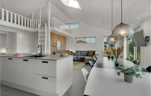 Ørsted House | Lovely Home In Ørsted With Wifi