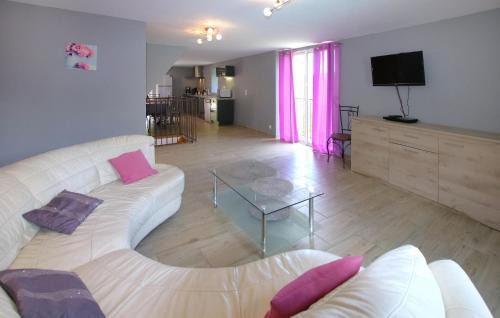 Pont-de-Labeaume House | Lovely Home In Pont De Labeaume