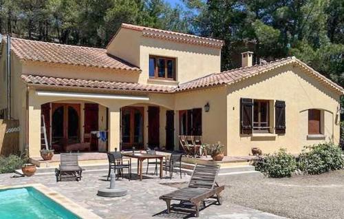 Roquebrun House | Lovely Home In Roquebrun With Kitchen