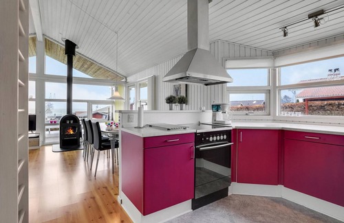 Grønninghoved Strand House | Lovely home in Sjølund with sauna