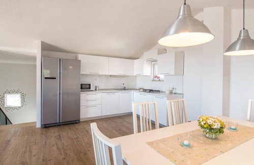 Sutivan House | Lovely home in Sutivan