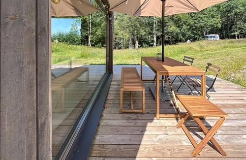 Tollered House | Lovely home in Tollered with lake view