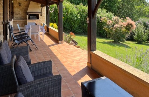 Villamblard House | Lovely home in Villamblard with WiFi